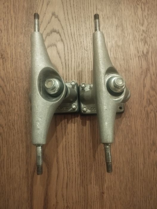 Trucks surfskate carver CX como novos