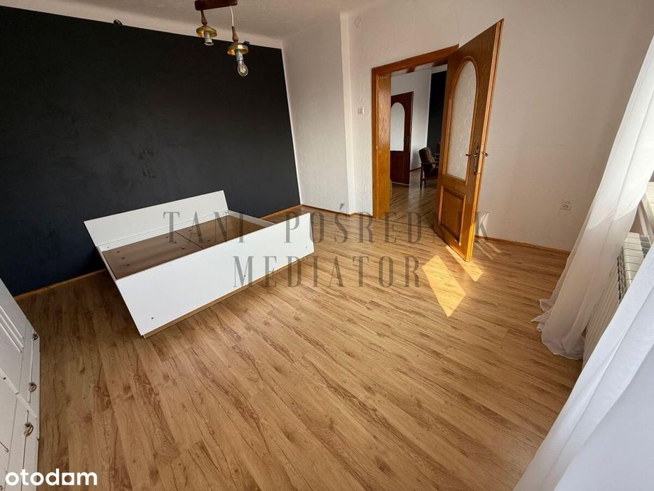 Funkcjonalny dom z dużą działką, gotowy do zamiesz