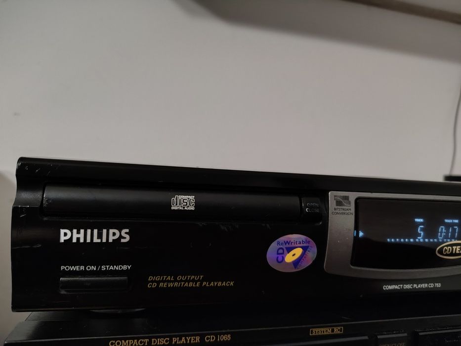 Odtwarzacz CD Philips cd753