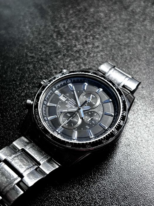 Zegarek męski Casio Edifice EF-547 — wodoszczelny