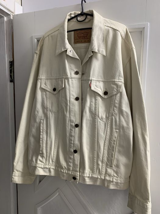 Куртка джинсовка белая LEVIS size:XL/L