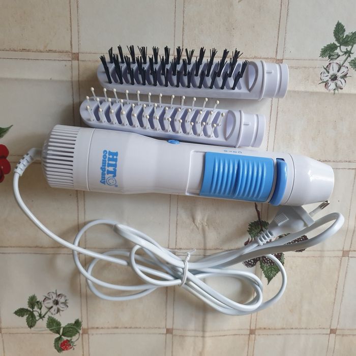 Фен-щетка HIT COMPANY WBS650.