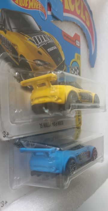 Conjunto 2 , 15 mazda mx-5 miata hot wheels