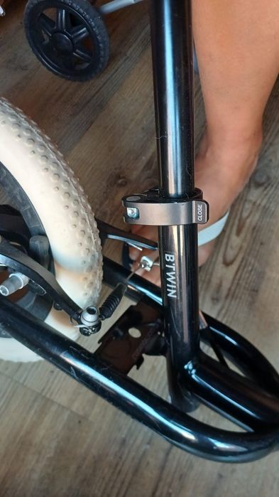 Duas bicicletas de aprendizagem  btwin