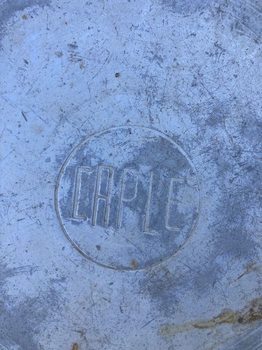 Vasilha de leite ou azeite 50L