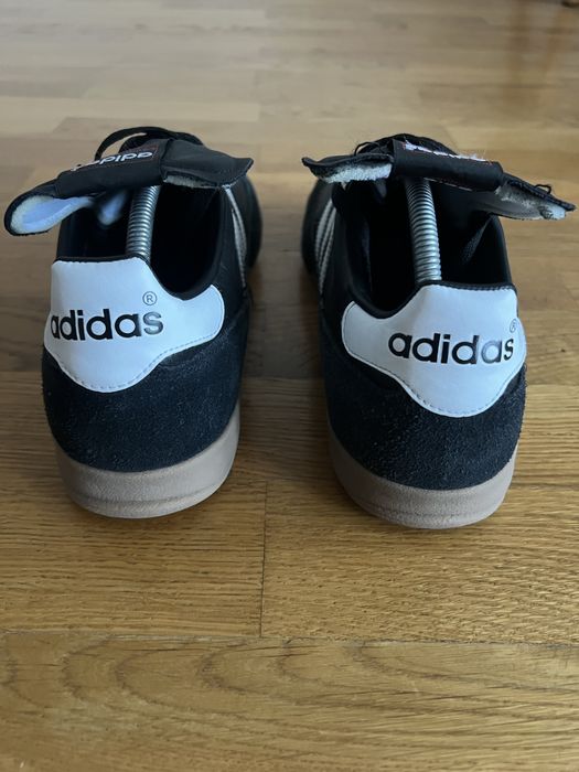 Футзалки Adidas Mundial