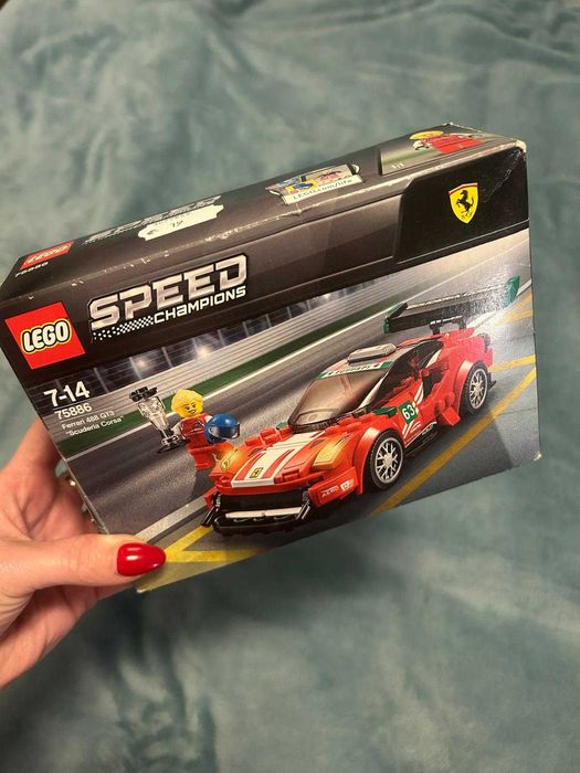 Lego Ferrari 75886
