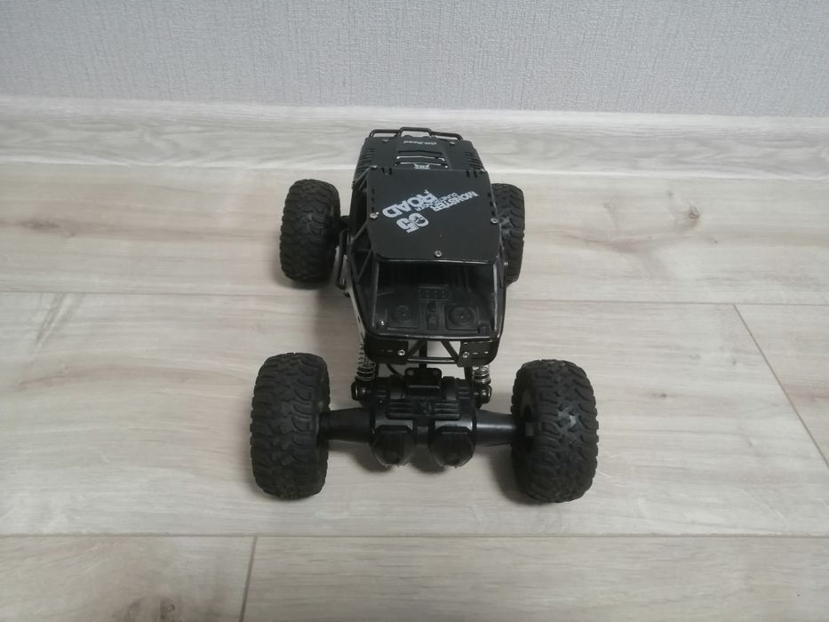 Джип на радиоуправлени