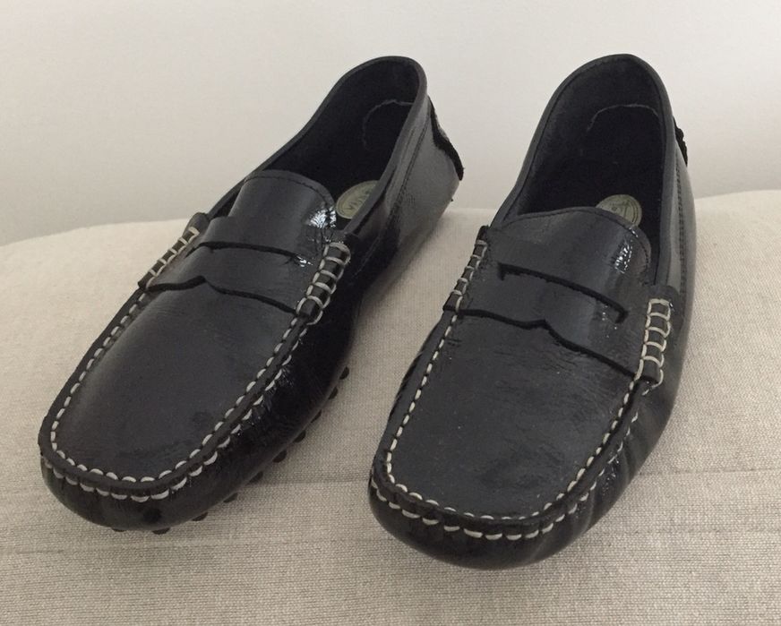 Sapatos pretos verniz