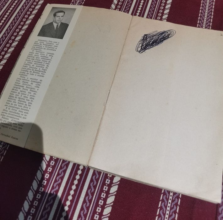 Livro O Muro da Vergonha