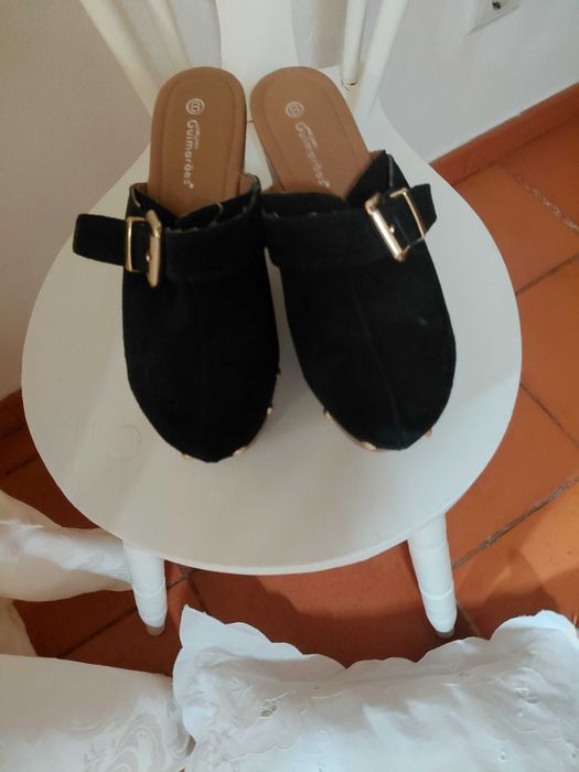 Socas só usadas duas vezes.
