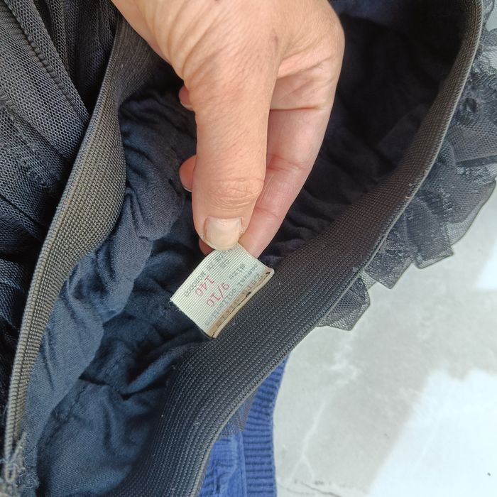 Zestaw spódniczek plus sweterek 128