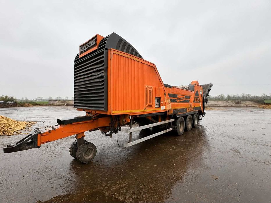 Високошвидкісний подрібнювач деревини та біомаси Doppstadt AK 635