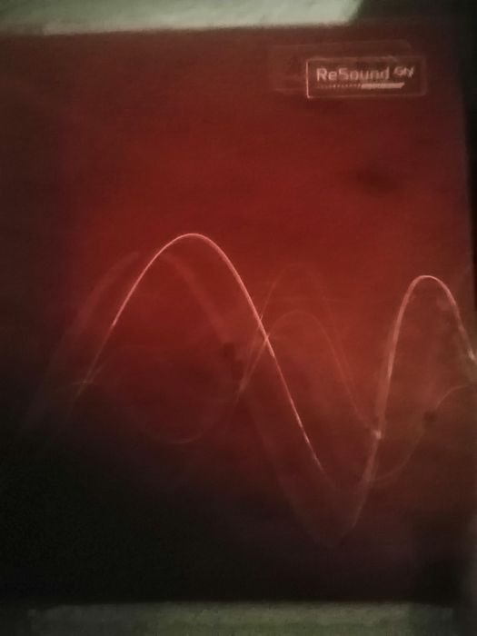 Aparelho de audição. Com kit completo..