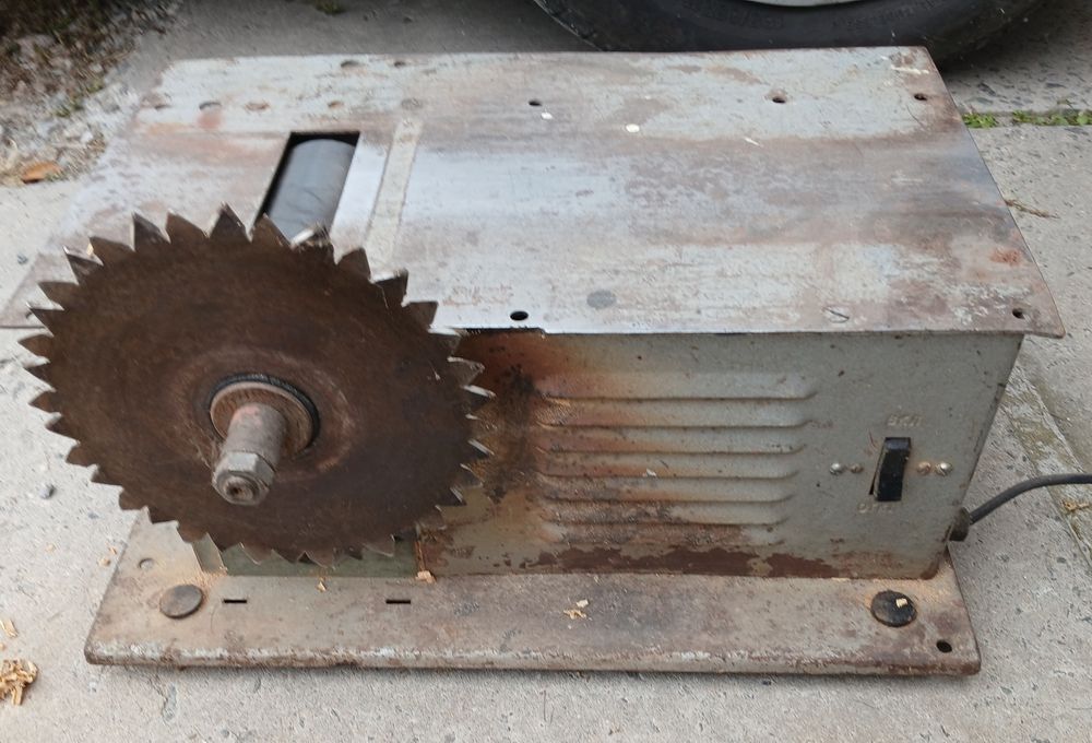 Продам деревообрабатывающий станок