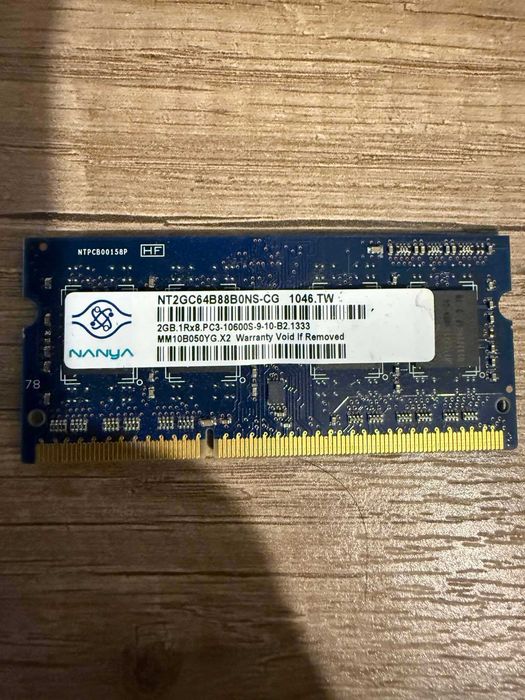 Оперативна пам'ять Nanya DDR3 2GB 1333MHz PC3-10600S SO-DIMM для ноутбука