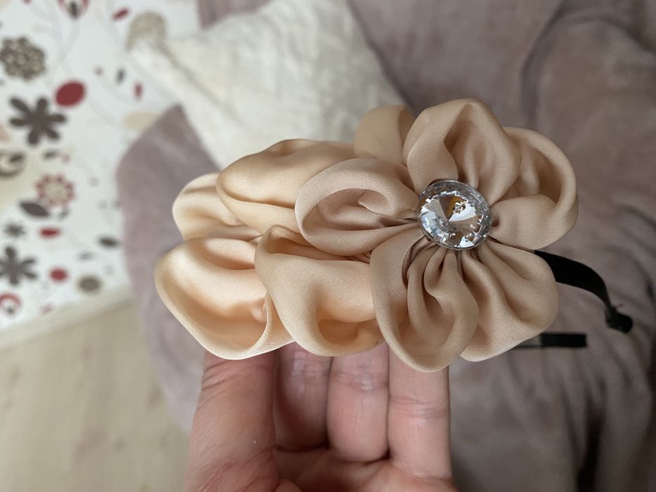 Обручи  по  30 грн