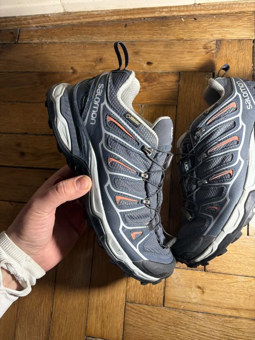 Жіночі Трекінгові кросівки для міста Salomon X Ultra GTX в розмірі 38