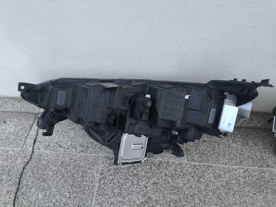 Renault Megane IV faróis