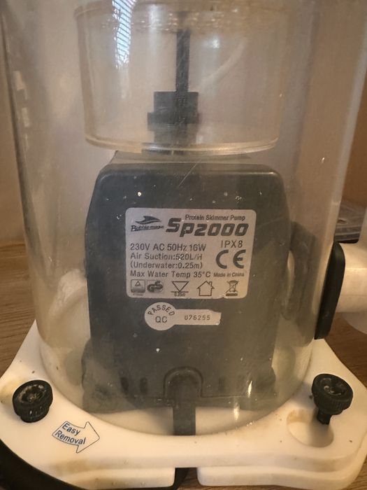 Odpieniacz białek Bubble Magus C6