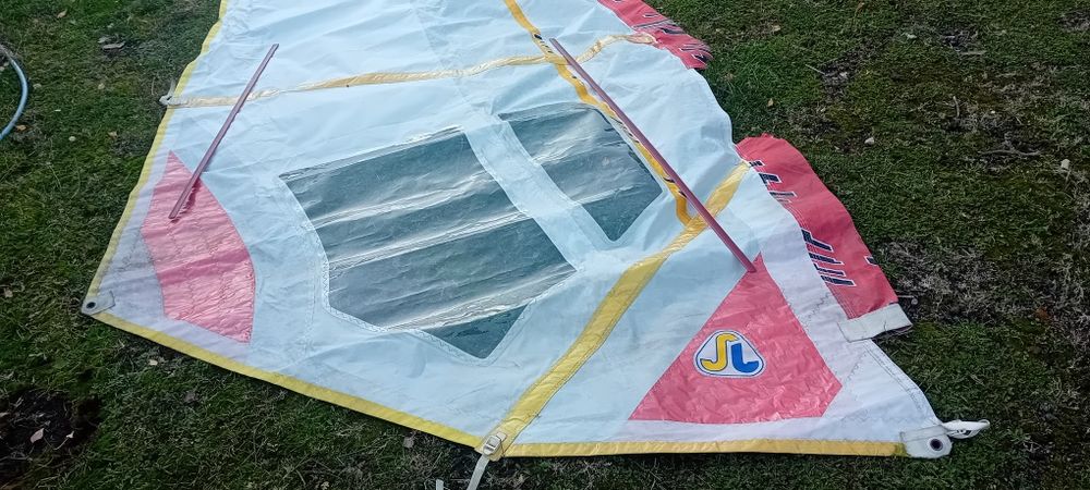 Żagiel z pokrowcem z lat 90 do windsurfingu ,Surf Land