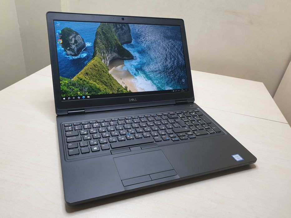 Потужний ноутбук Dell /Intel Core i5-7200/RAM 12 GB/Full HD, IPS