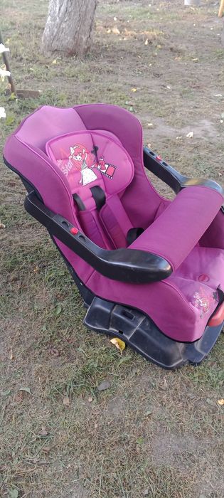 Автокрісло 9-18кг