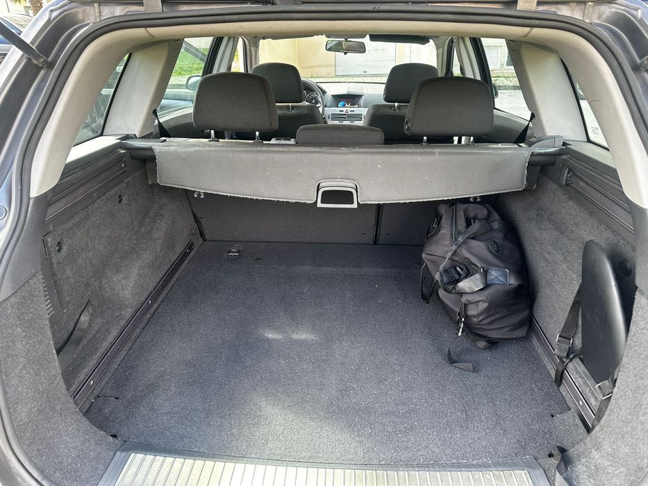 Opel Astra Caravan