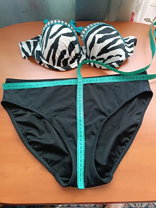 Купальник роздільний  верх р. 46-48-50 (чашка C) низ  52-54-56