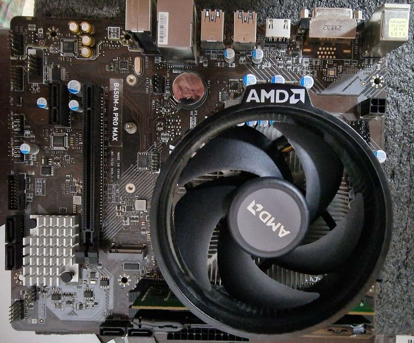 комплект AM4 мать MSI B450M-A PRO MAX (AMD B450,) + проц AMD Ryzen™ 5 1600X+ВОХ+16gb DDR4-2400