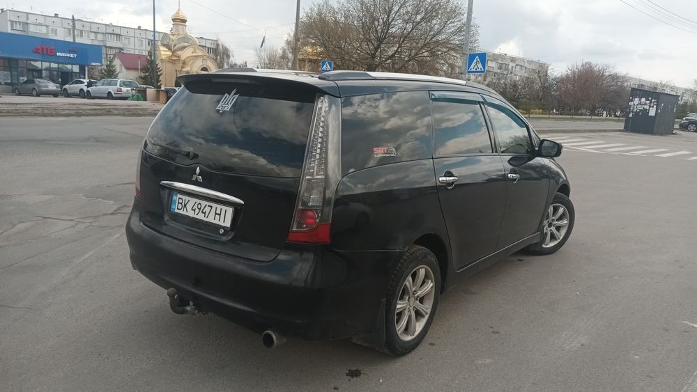 Аренда Мітсубіші грандіс