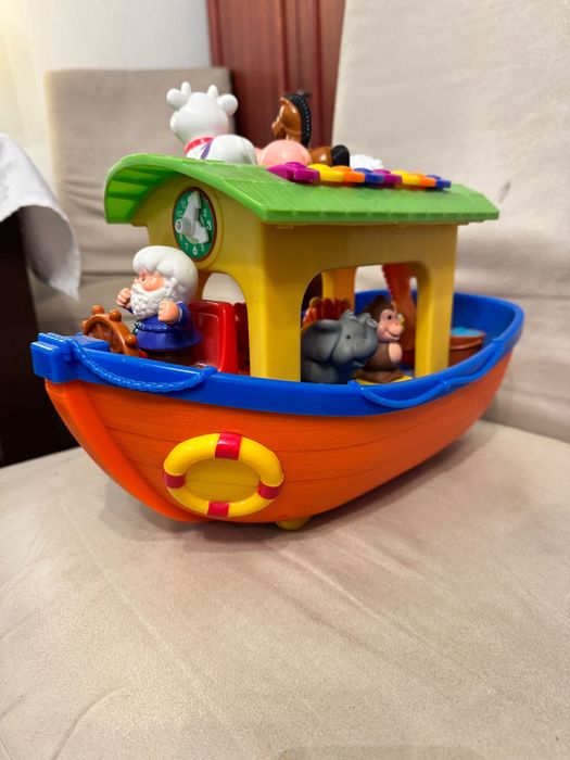 Zabawka  statek edukacyjny