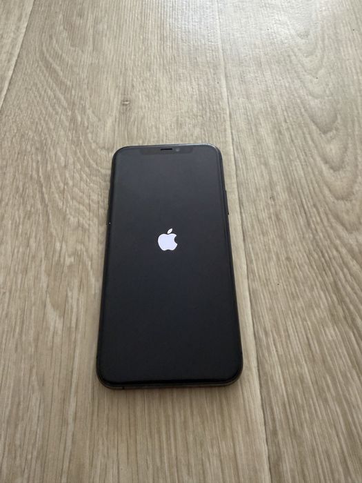 Продам Iphone 11pro Р сім