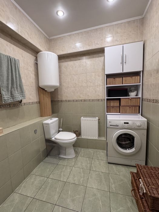 Простора 1к квартира 60м2