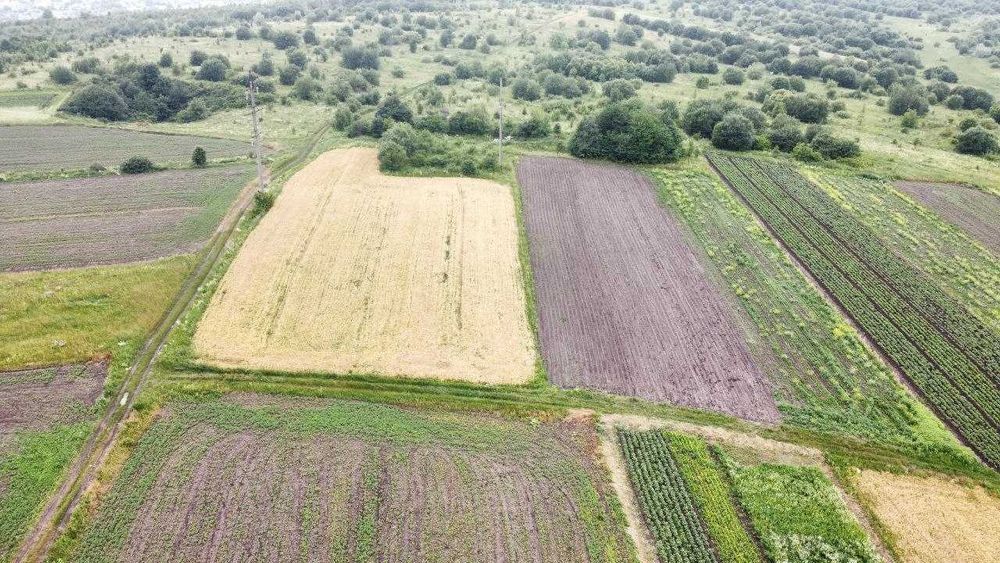 Продаж земельної ділянки 25 соток, Підлужжя, світло, бізнес