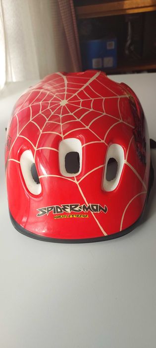 Capacete do Homem Aranha