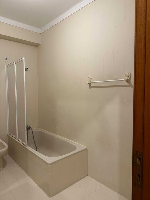 Quarto para arrendar