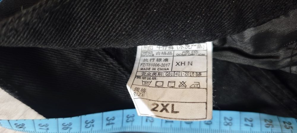 Джинси чорні нові  mom jeans