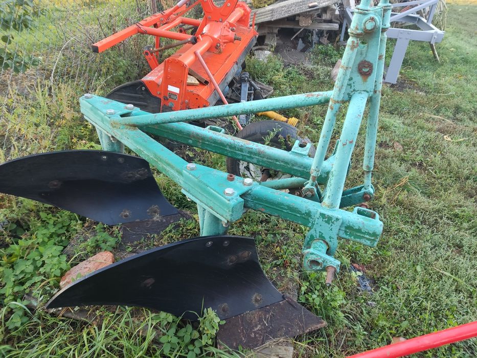 Плуг Бомет 2/35см