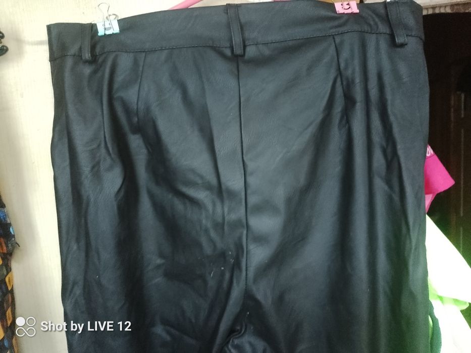 Spodnie eko skóra dzwony- boohoo - nowe