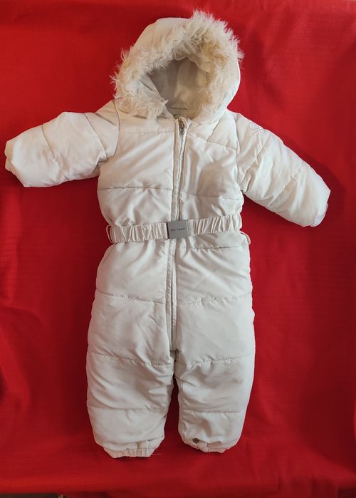 Зимовий комбінезон фірми Benetton baby