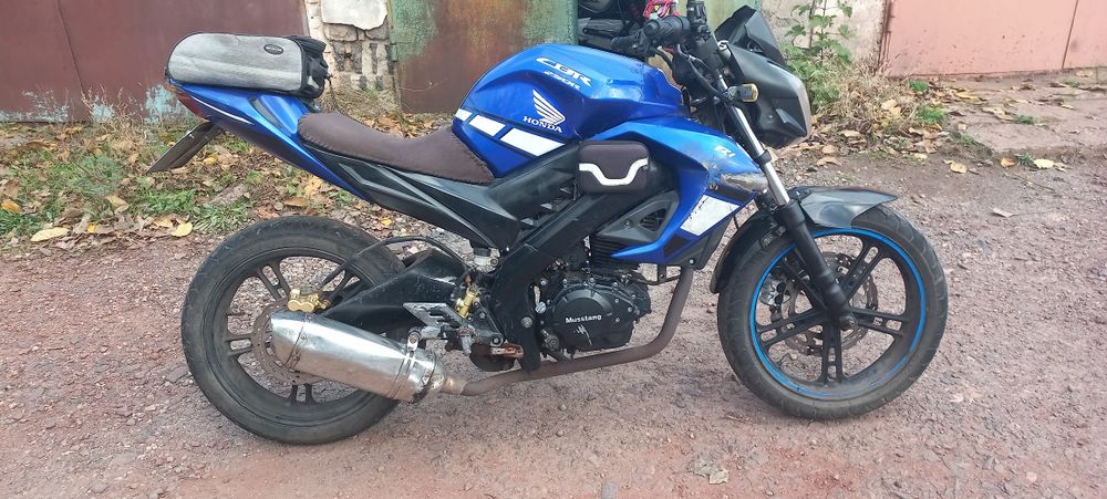 Продам мотоцикл Viper v250 R1-NK