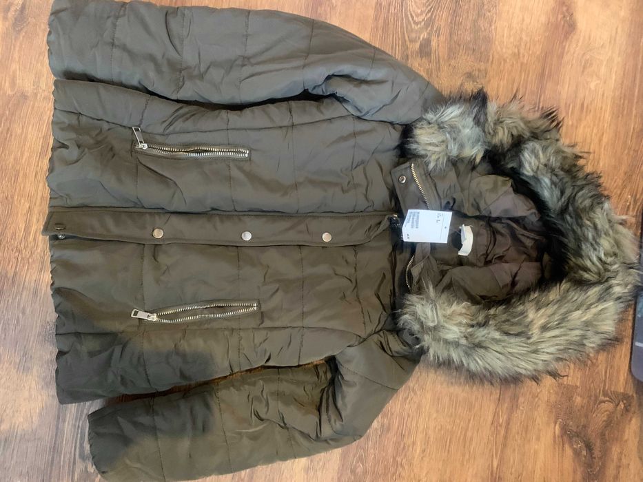 Новая куртка New Look  H&M  на возраст 10-12 лет