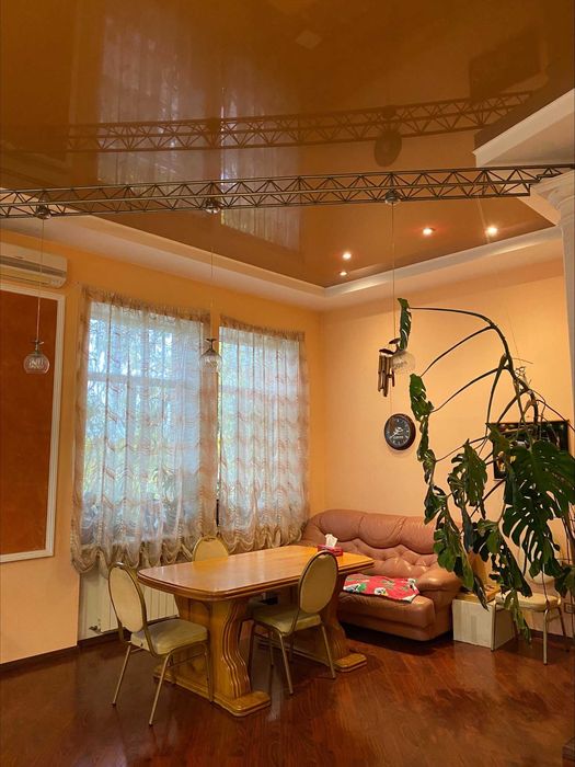 Усадьба площадью 455 м² в Черноморке