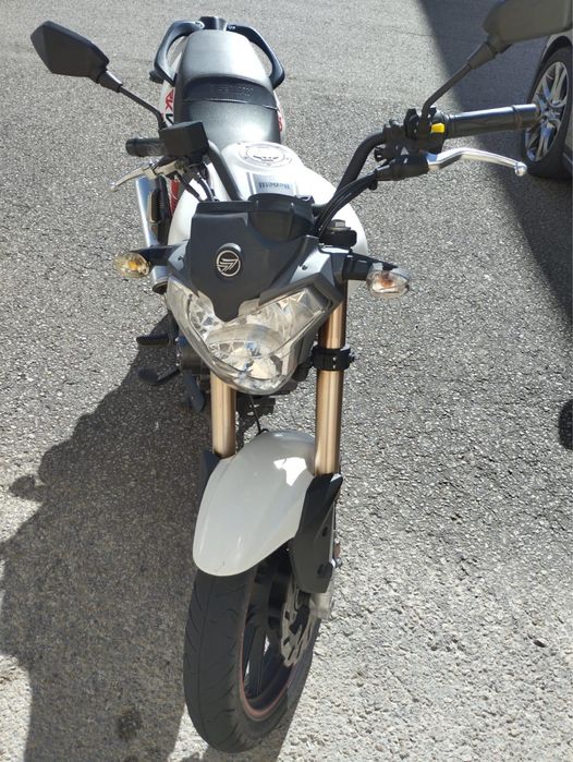 Mota 125 a funcionar 100%