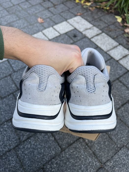 Adidas Yeezy Boost 700 V1 Wave Runner buty sneakersy szare 48