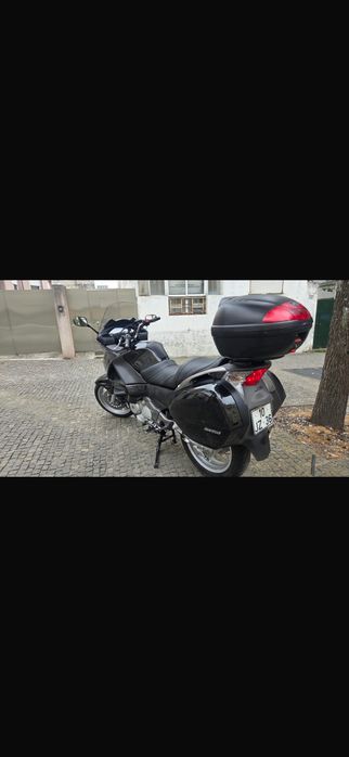 Honda deauville 700 va