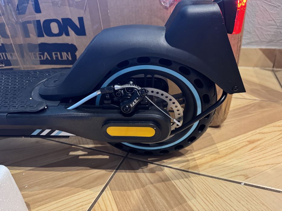 Hulajnoga elektryczna nowa MEGA MOTION