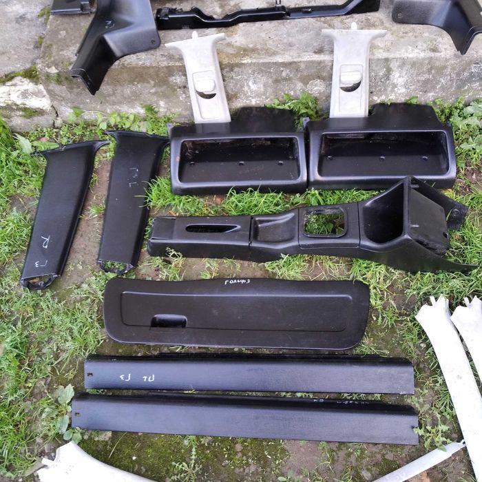 Пластик в салон венто гольф 3