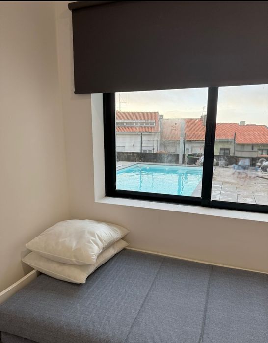 T0 NOVO  Com PISCINA e DESPESAS Todas INCLUÍDAS  de 500€ a  600€